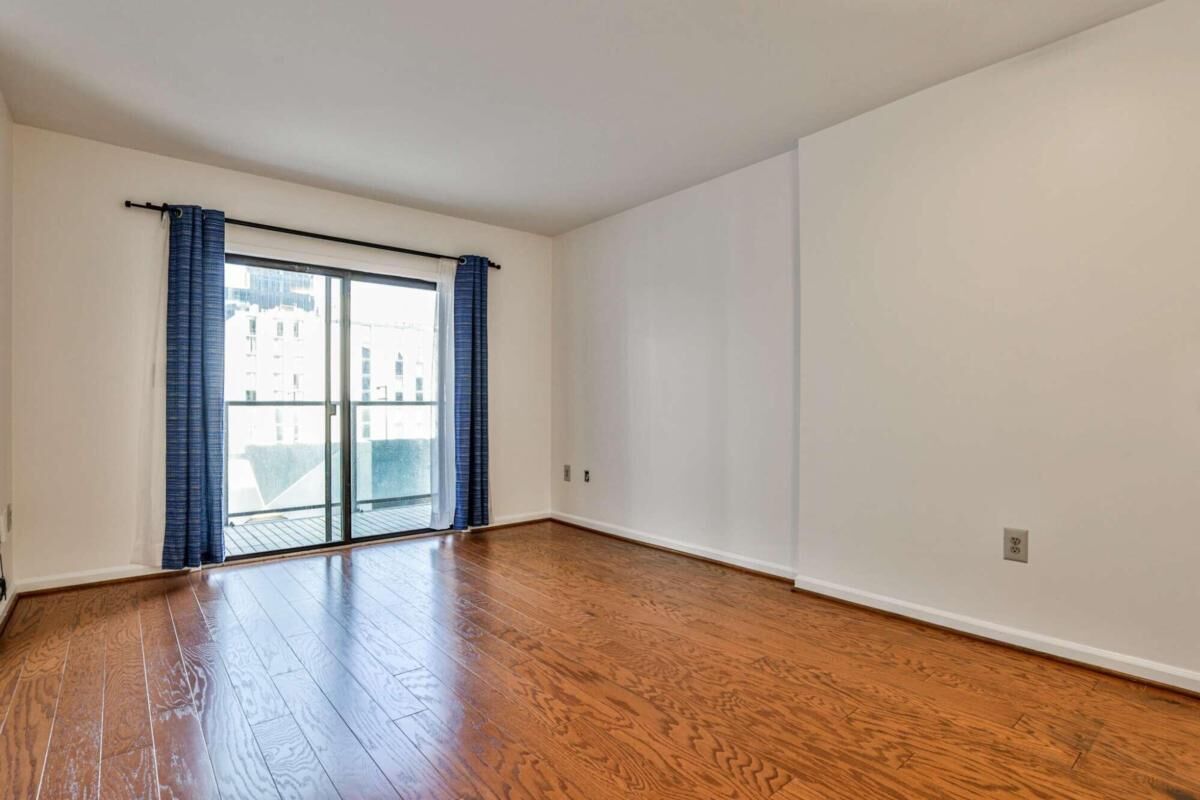 Property Photo:  1280 W Peachtree Street NW 1401  GA 30309 