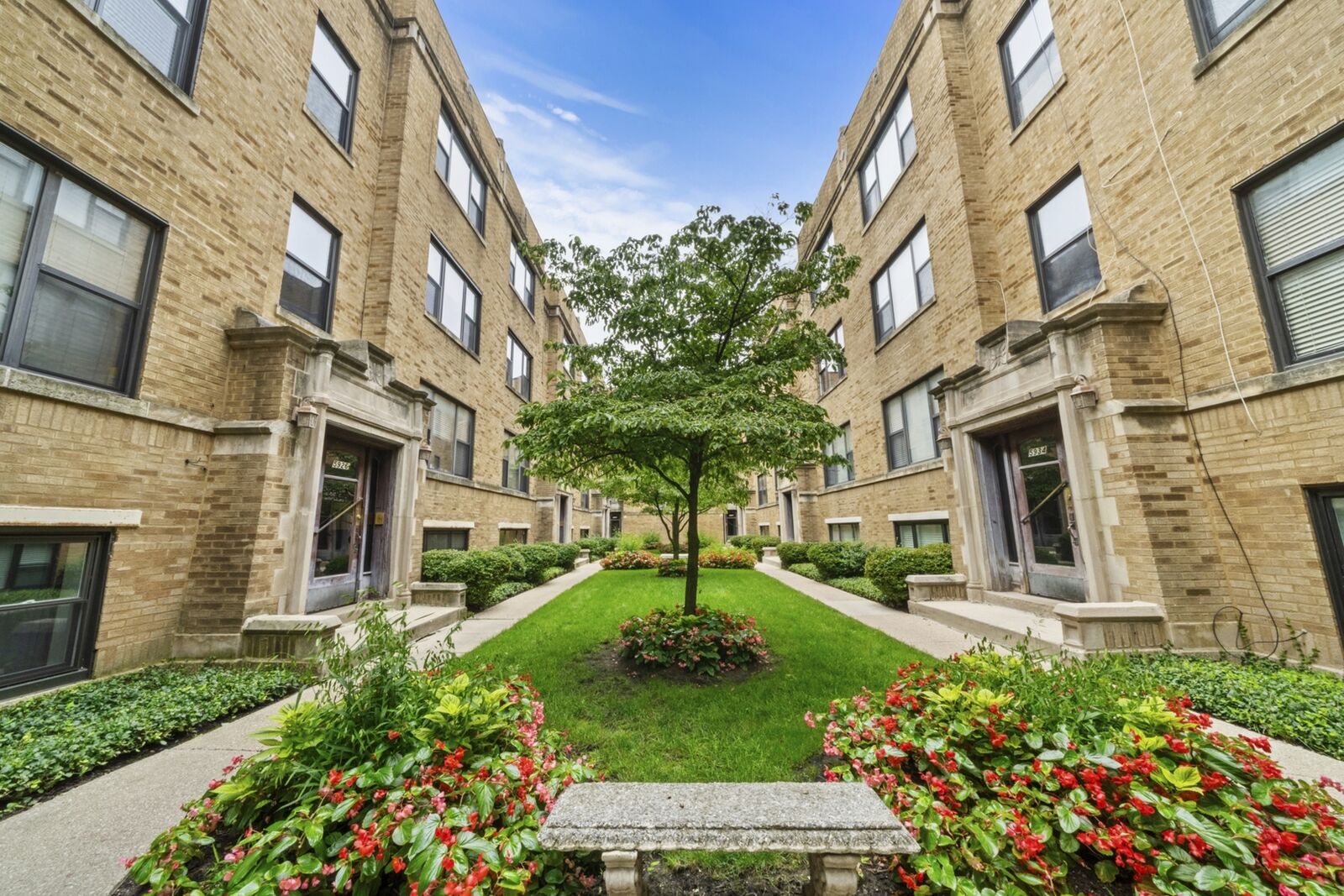 Property Photo:  5932.5 N Paulina Street 3  IL 60660 