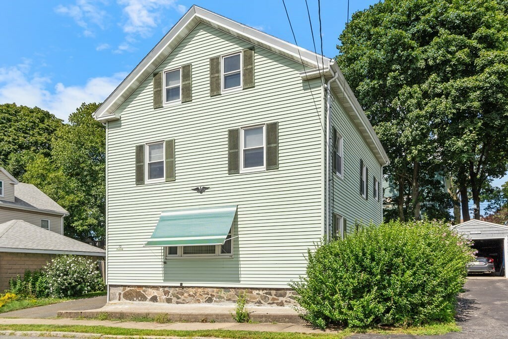 Property Photo:  10 Shillaber Street  MA 01960 