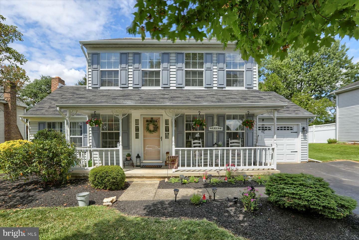 1560 Woodridge Drive  Middletown PA 17057 photo