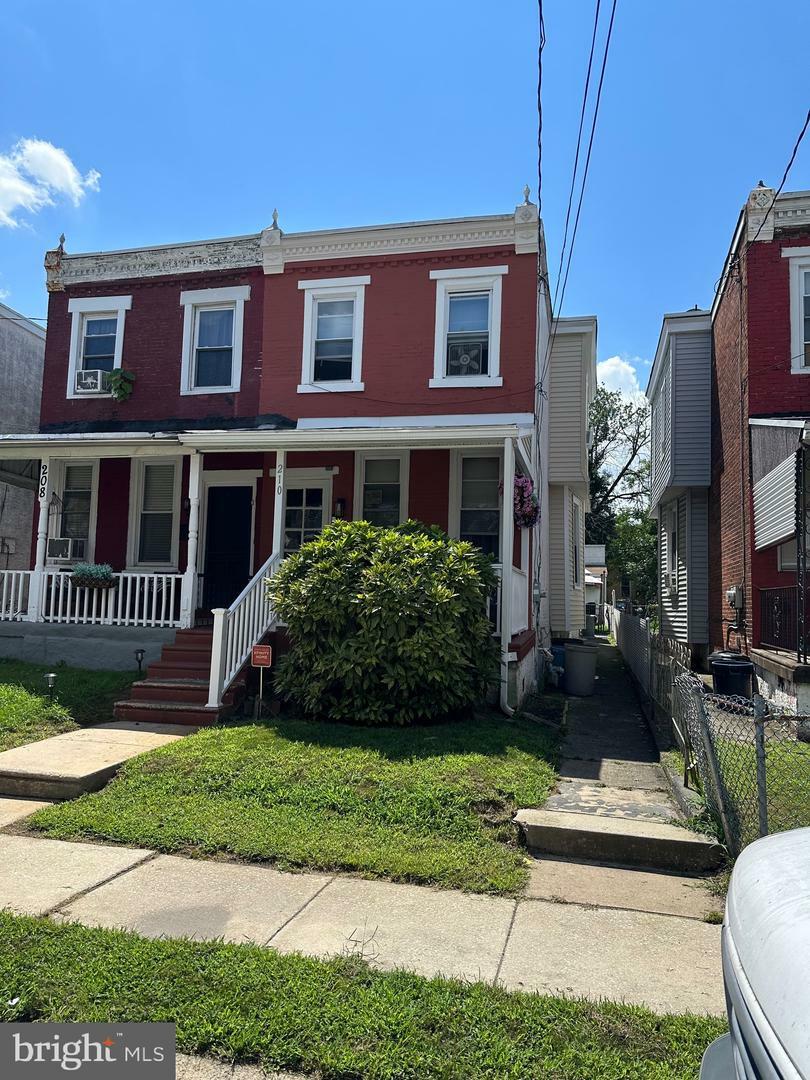 Property Photo: 210 Chestnut Street PA 19023