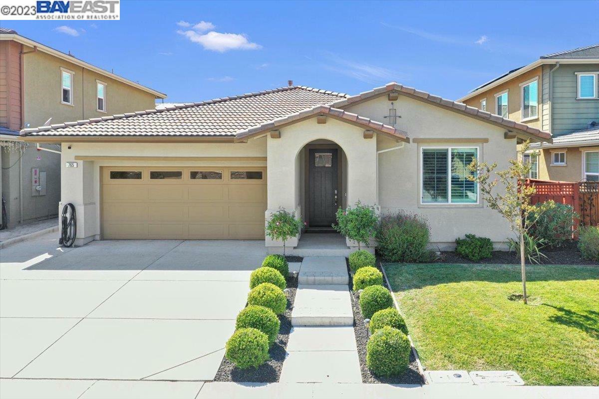 765 Westmoor Cir  Oakley CA 94561 photo