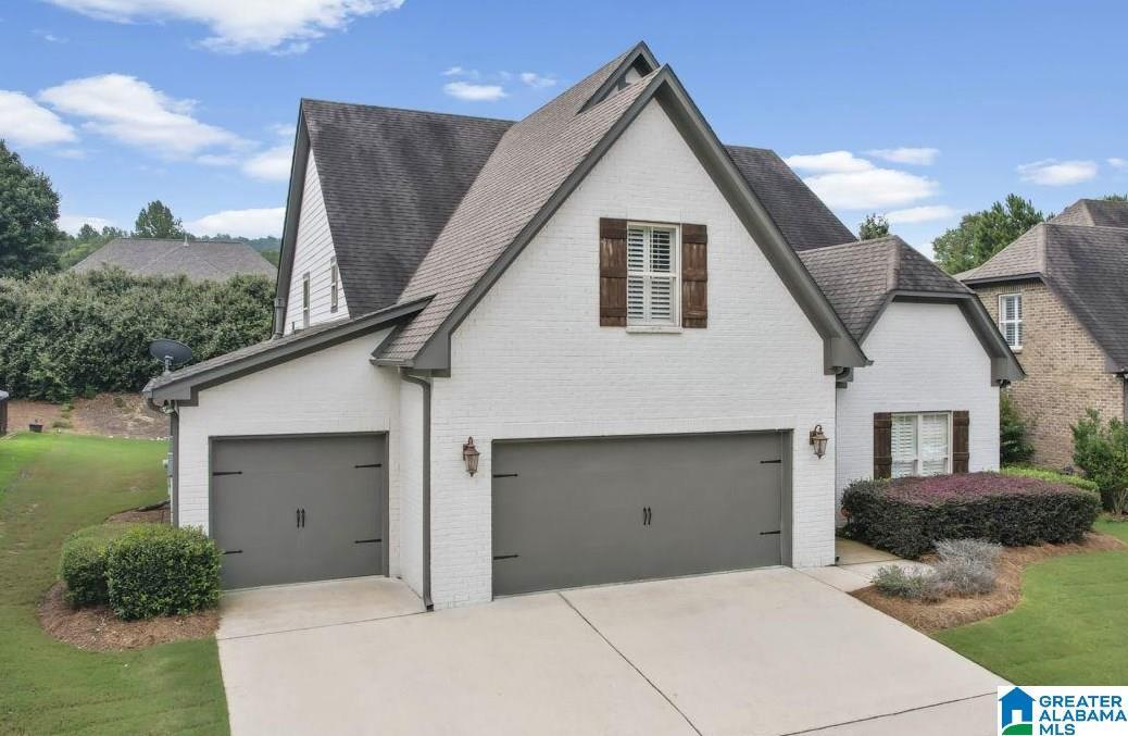 Property Photo: 379 Strathaven Drive AL 35124