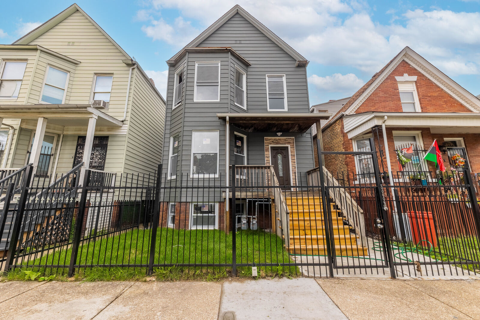 Property Photo: 6012 S Bishop Street IL 60636