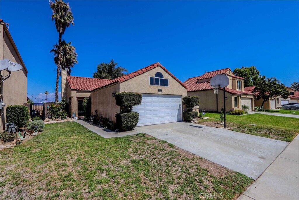 Property Photo:  11473 Queensborough Street  CA 92503 