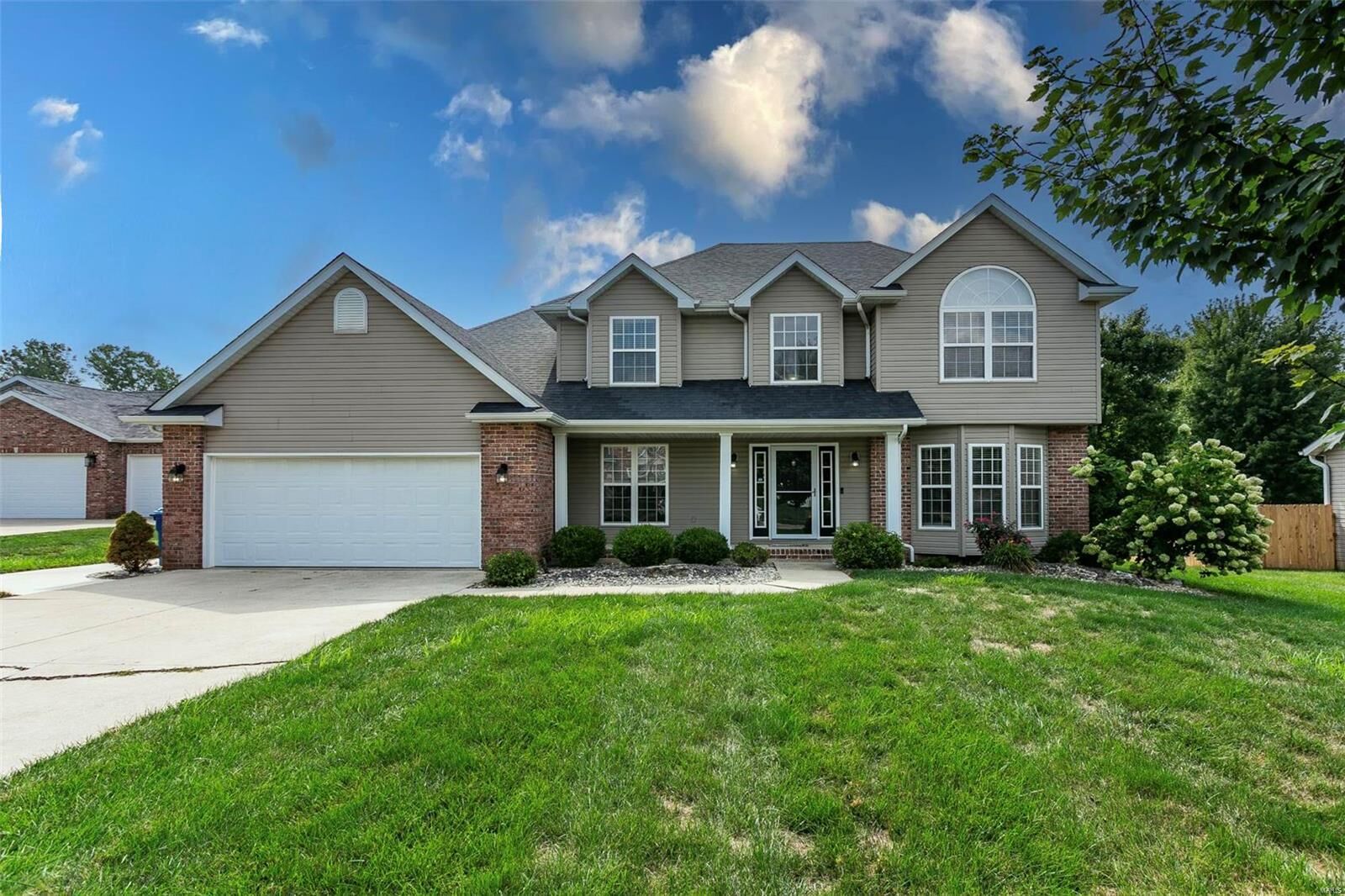 Property Photo: 12 Annebriar Drive IL 62062