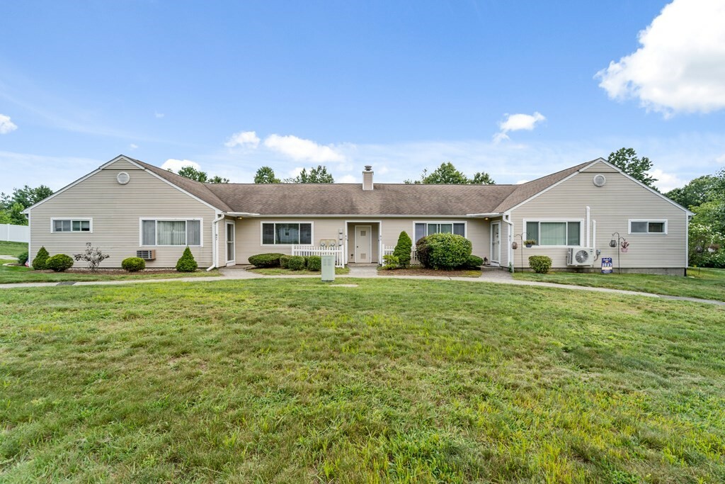 Property Photo: 95 Collins St E-6 MA 01022