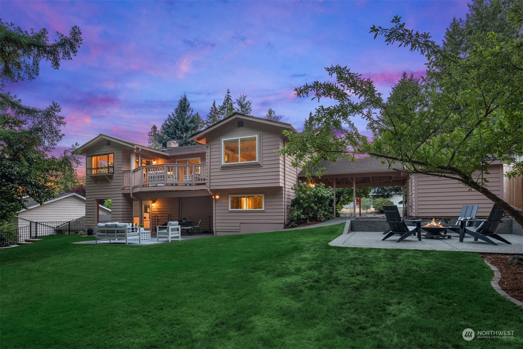 Property Photo: 11036 111th Avenue NE WA 98033