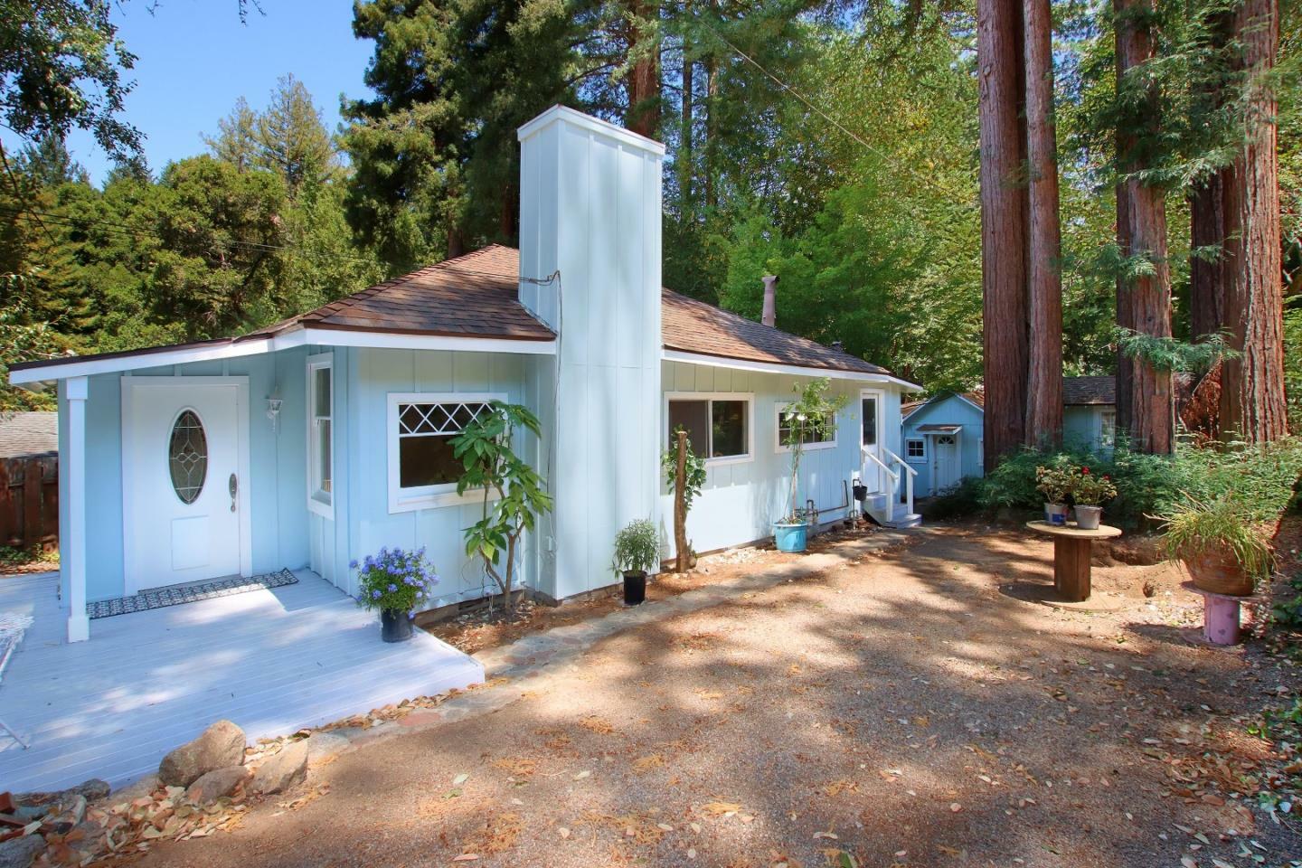 Property Photo:  180 Pacific Street  CA 95007 