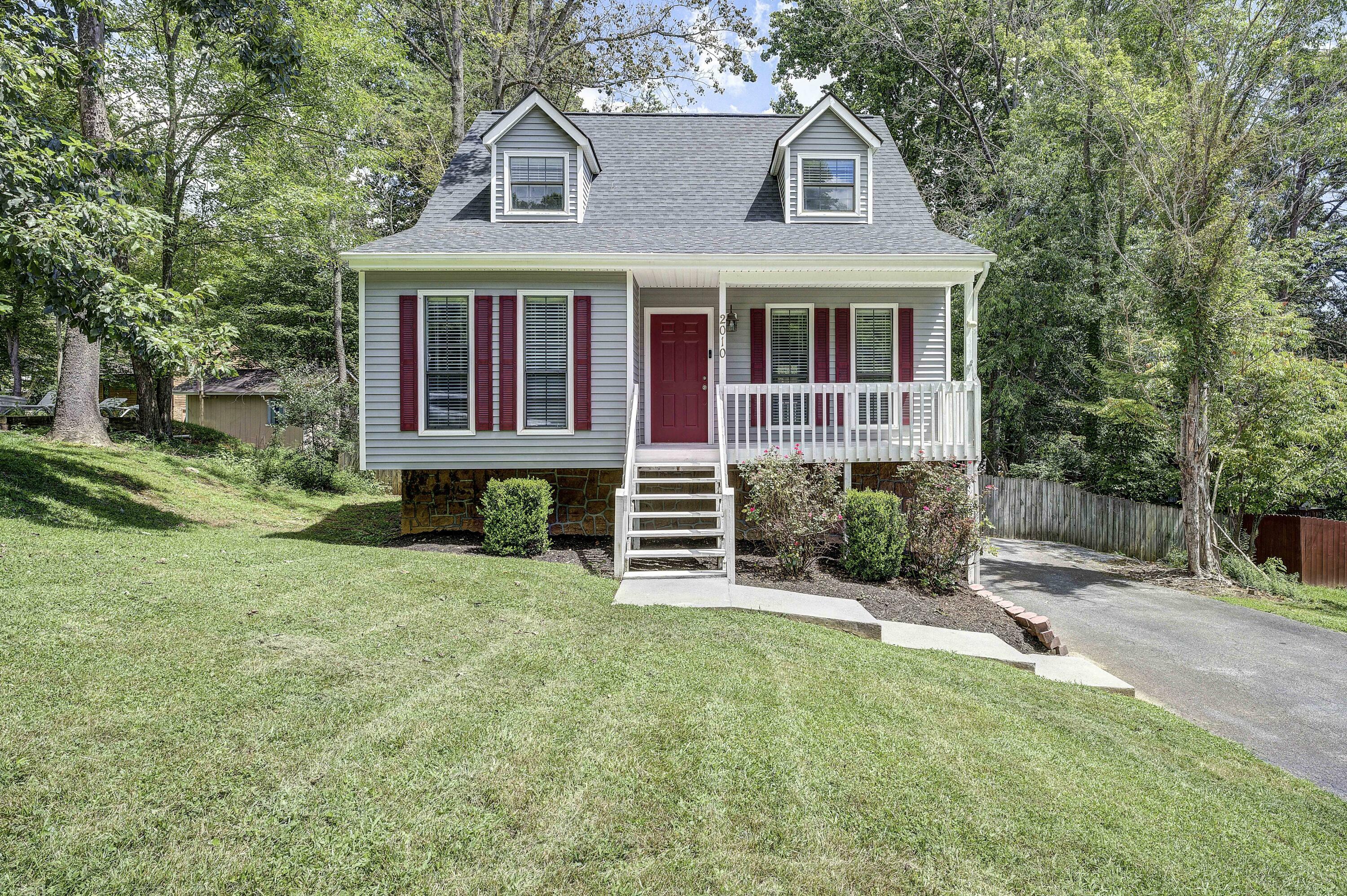 Property Photo:  2010 Dusty Drive  TN 37604 