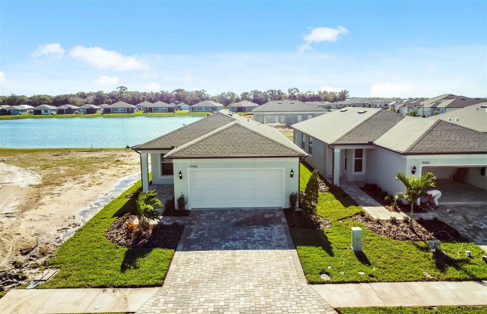 Property Photo:  9446 Ballaster Pointe Loop  FL 34219 