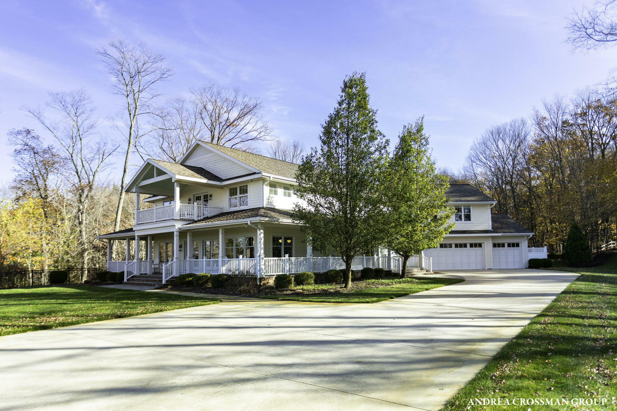 Property Photo:  2297 Lakeshore Drive  MI 49408 