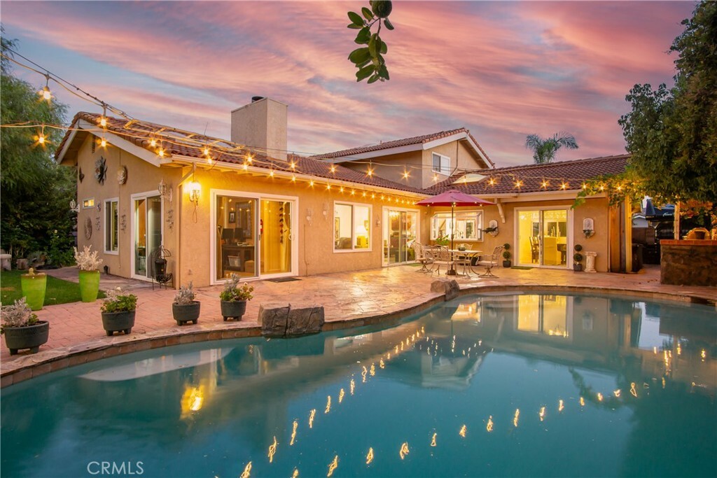 Property Photo: 23040 Widgeon Place CA 92587