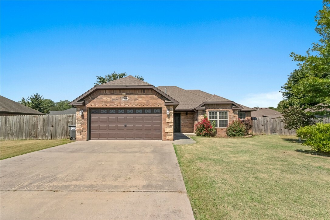 Property Photo:  2203 Kelly Lynn Place  AR 72701 