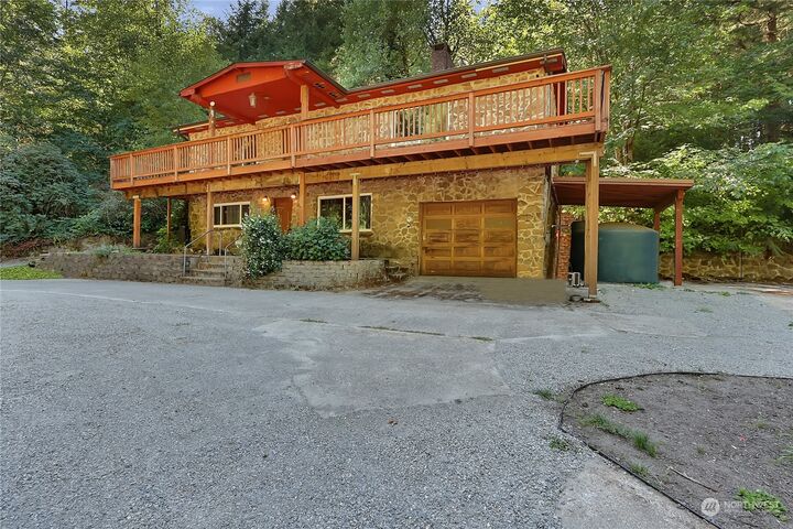 Home for sale in Olympia 10925 S Tilley Road S, Olympia, WA 98512