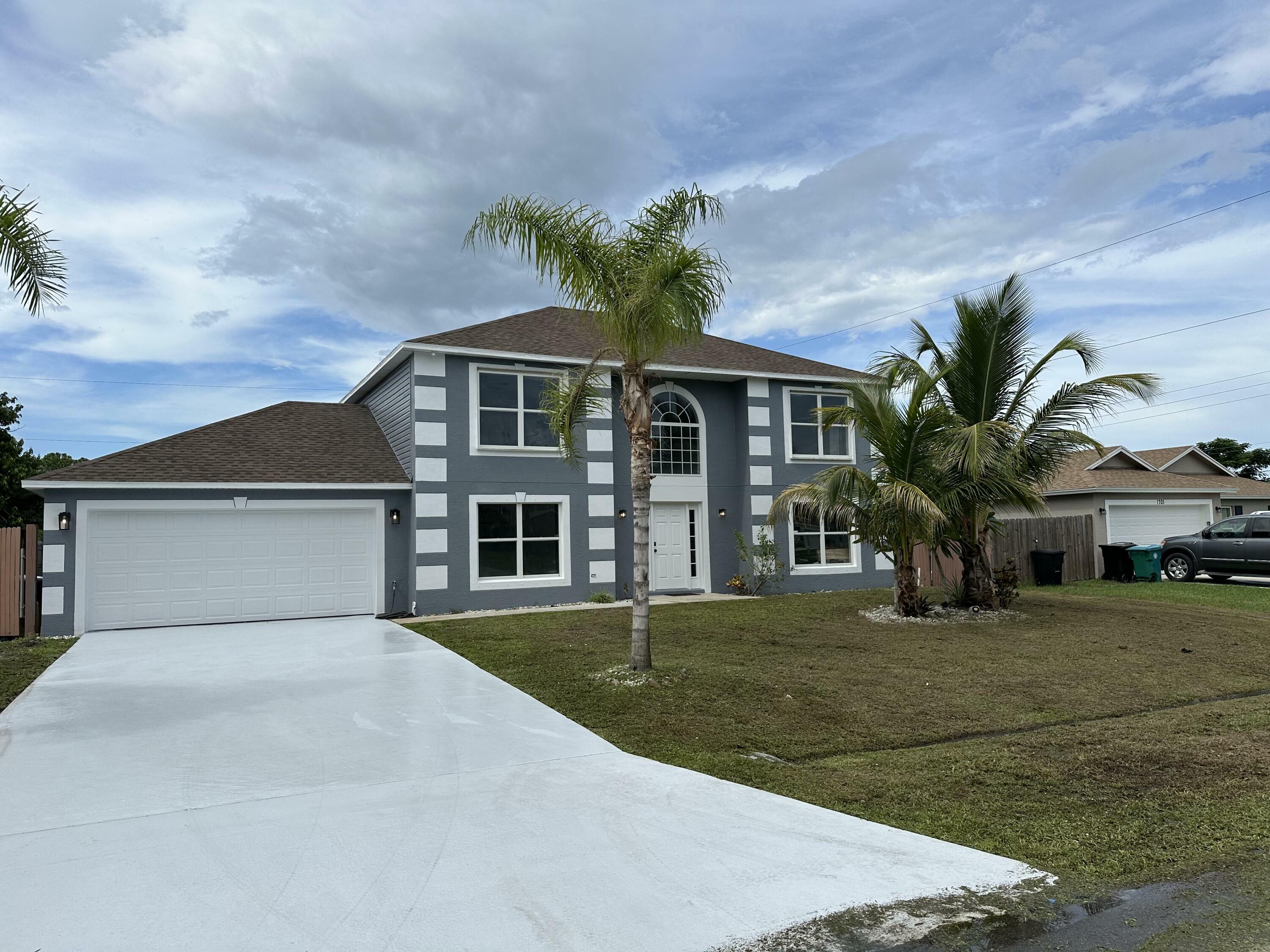 Property Photo:  1711 SW Starman Avenue  FL 34953 