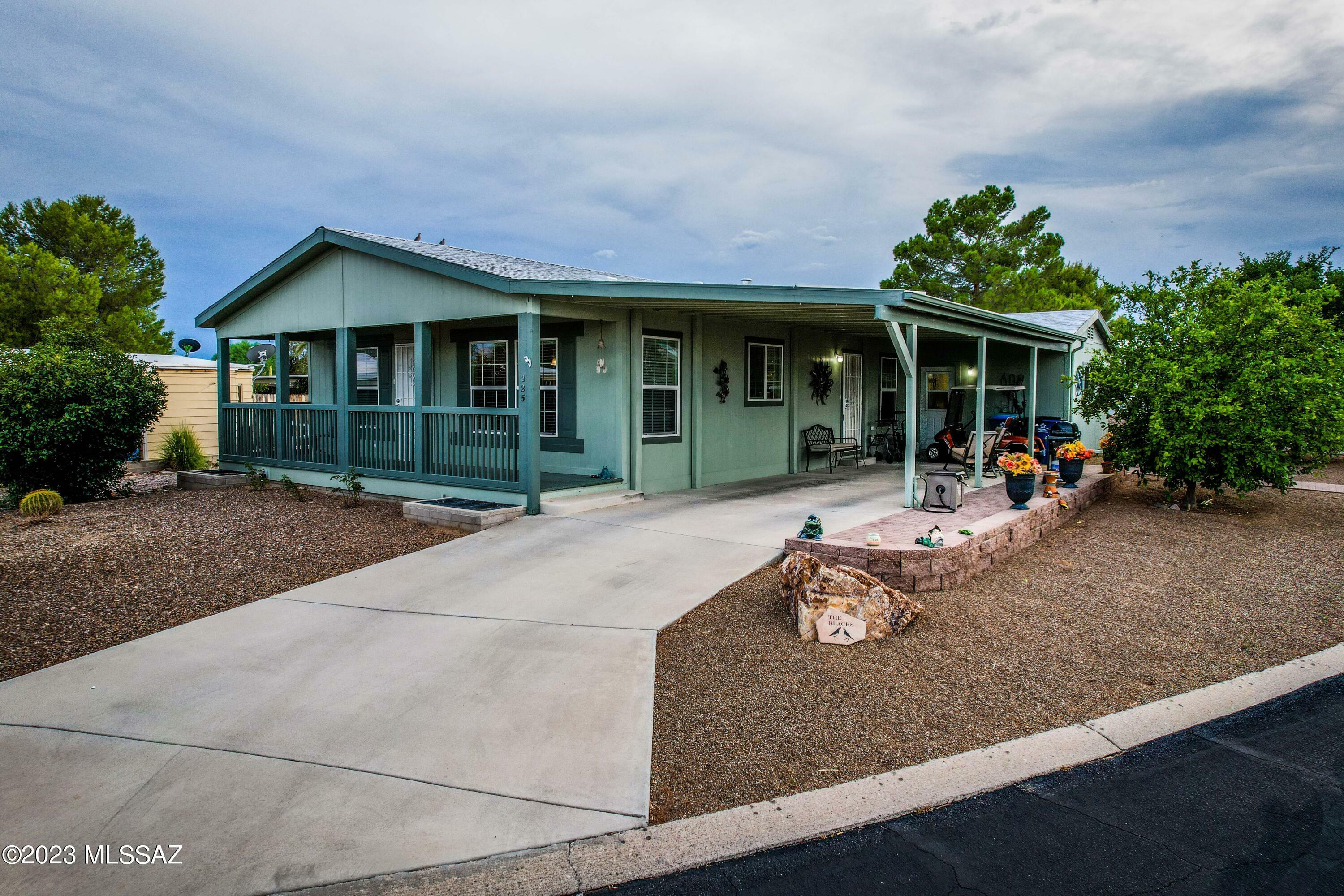 Property Photo:  225 W Pinon Drive  AZ 85614 