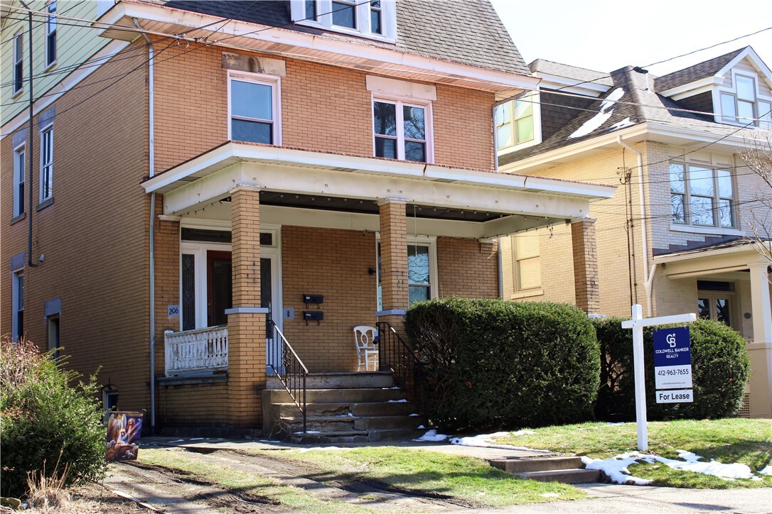 Property Photo:  206 Emerson Ave 1  PA 15215 