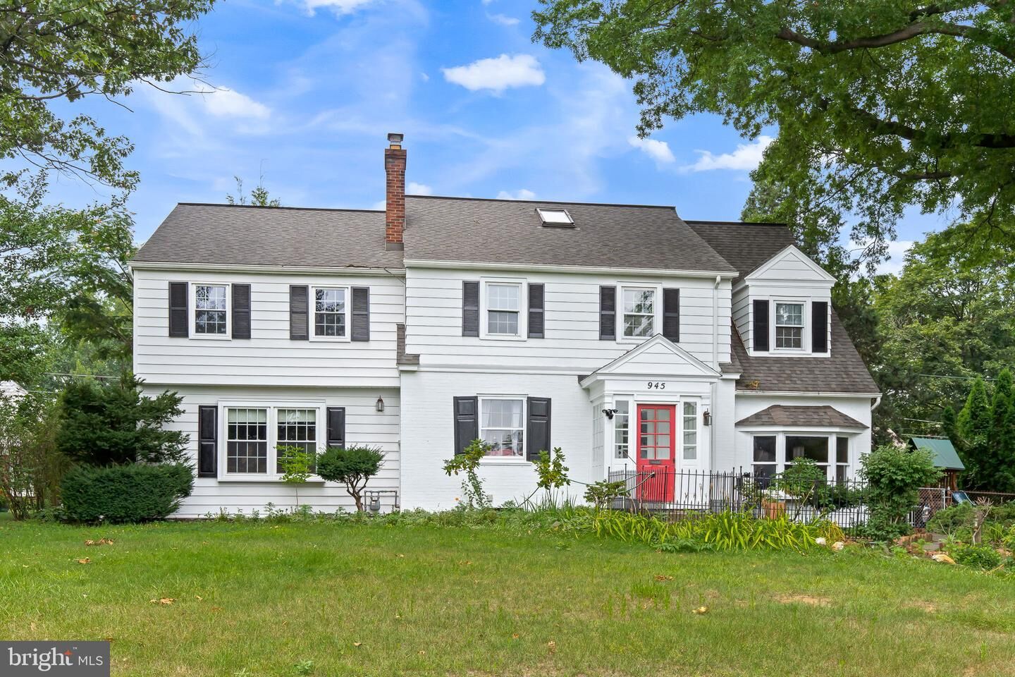 Property Photo: 945 Skyline Drive PA 17601