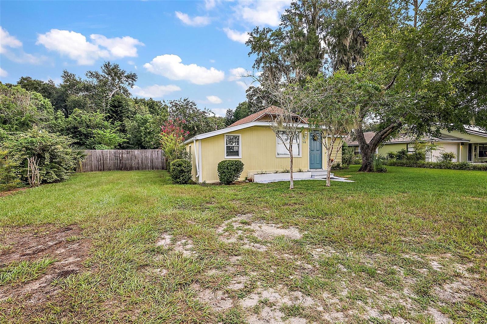 Property Photo:  518 Guerrant Street  FL 32784 