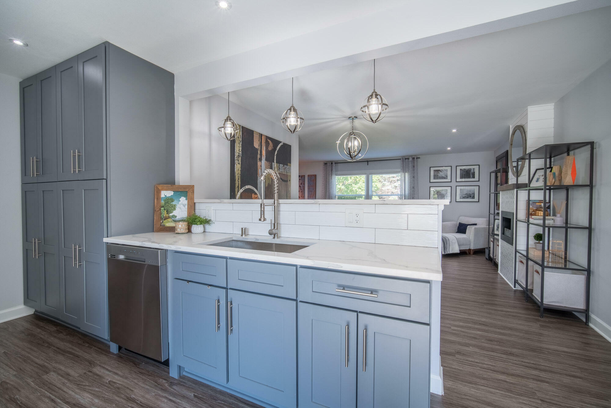 2625 W Dunwood Rd  Glendale WI 53209 photo