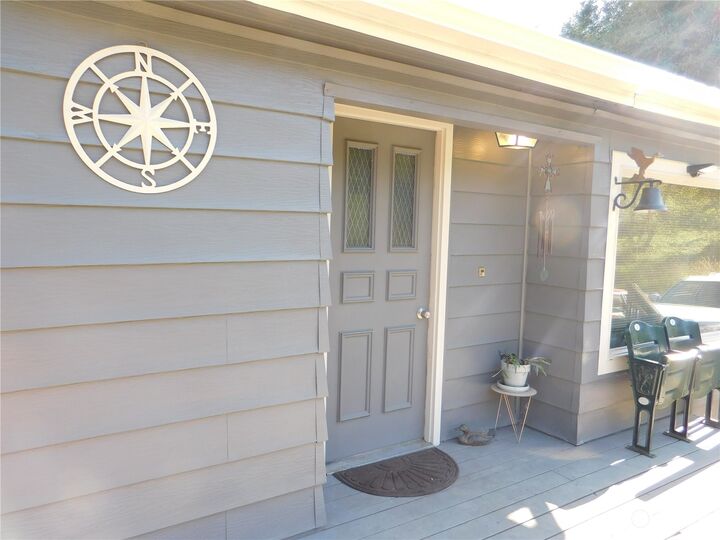 Home for sale in Boistfort 483 Beaver Creek Road, Boistfort, WA 98538