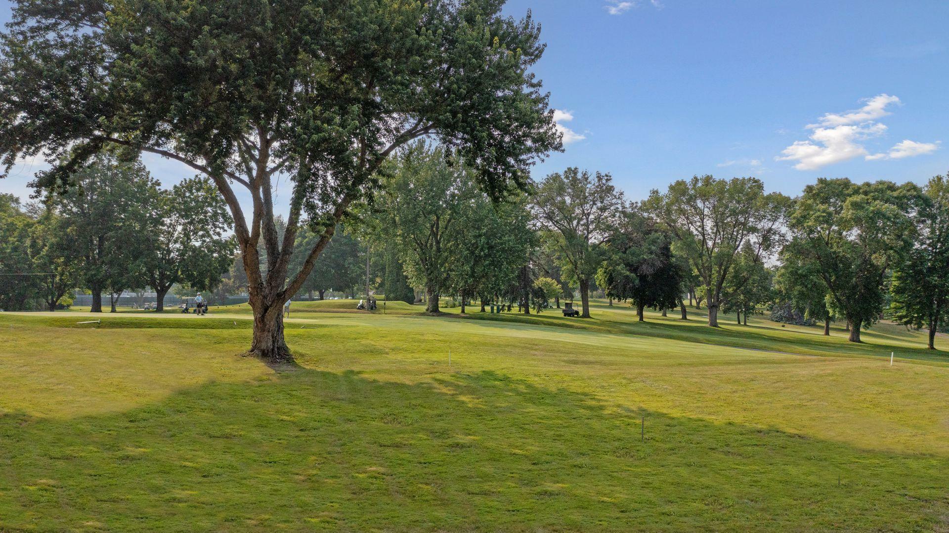 Property Photo:  2669 Woodbridge Road  MN 55391 