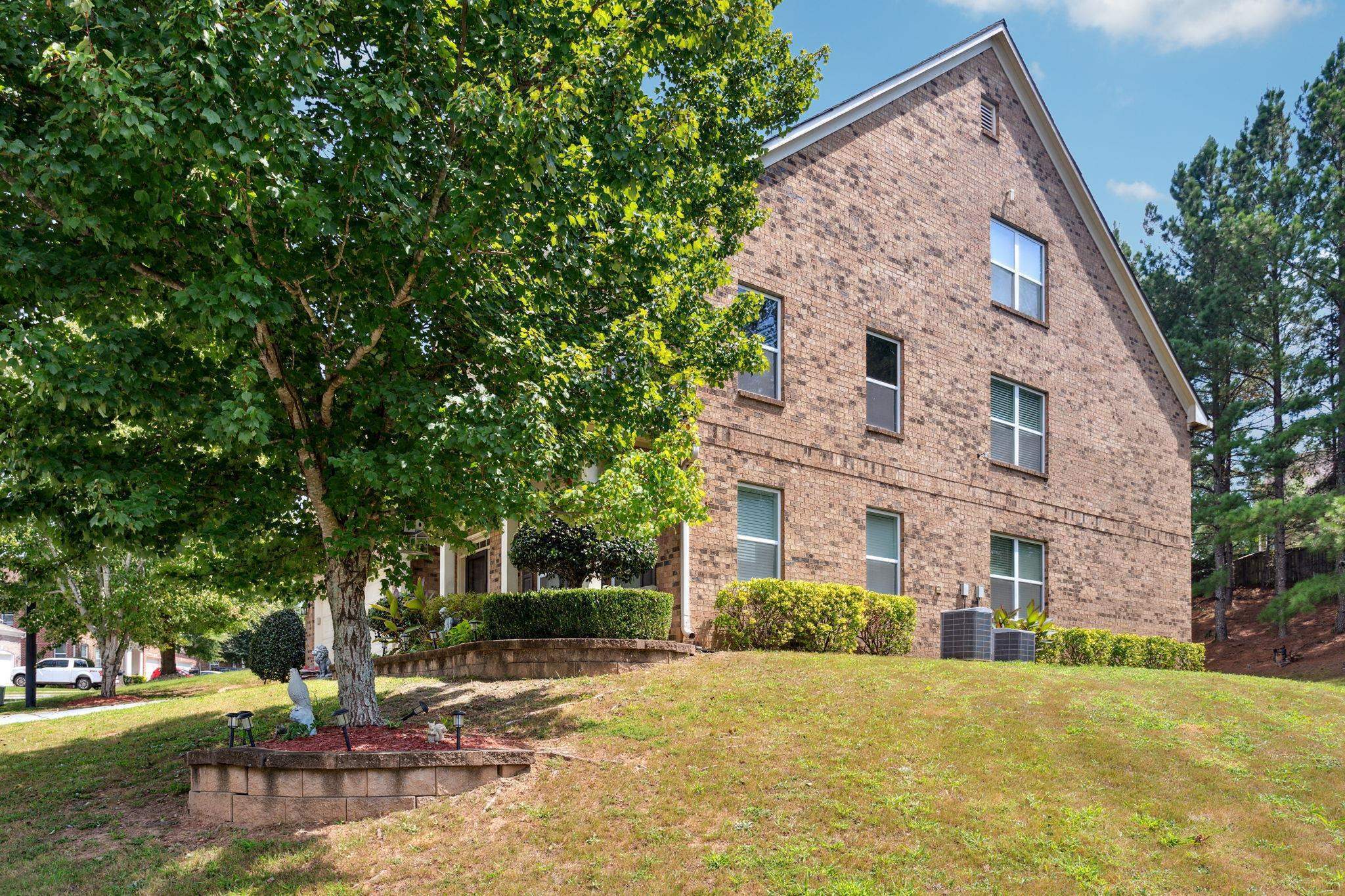 Property Photo: 5393 Stone Cove Drive SW GA 30331