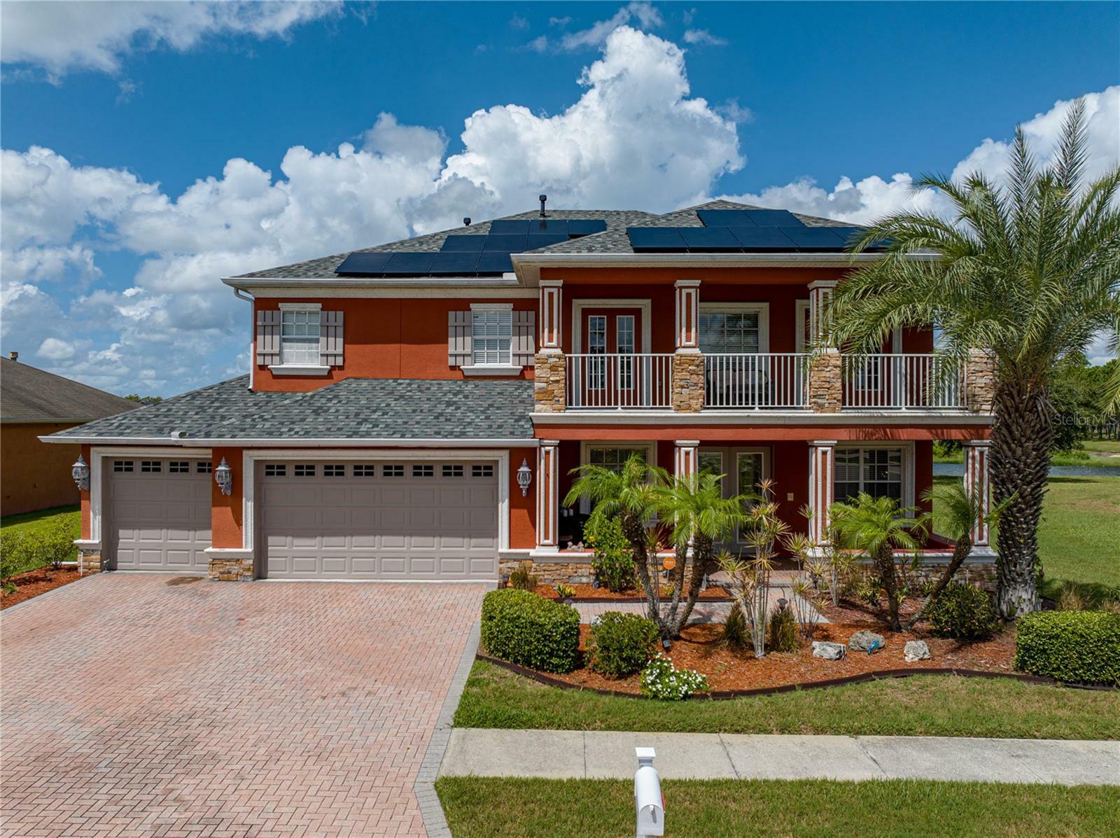 Property Photo: 11723 Newberry Grove Loop FL 33579