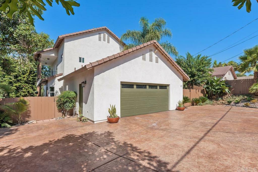 Property Photo: 839 Morro Road CA 92028