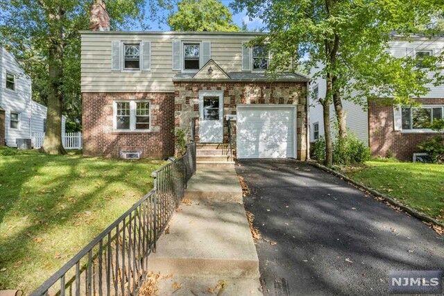 Property Photo:  767 Stelton Street  NJ 07666 