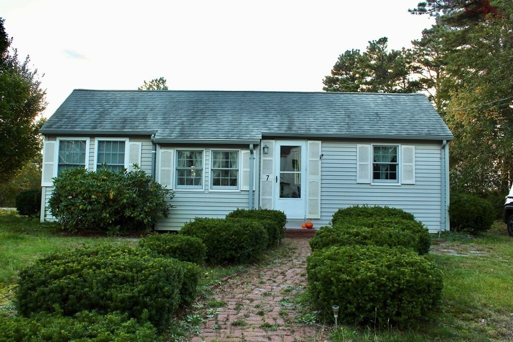 Property Photo: 7 Wallwind Dr MA 02360