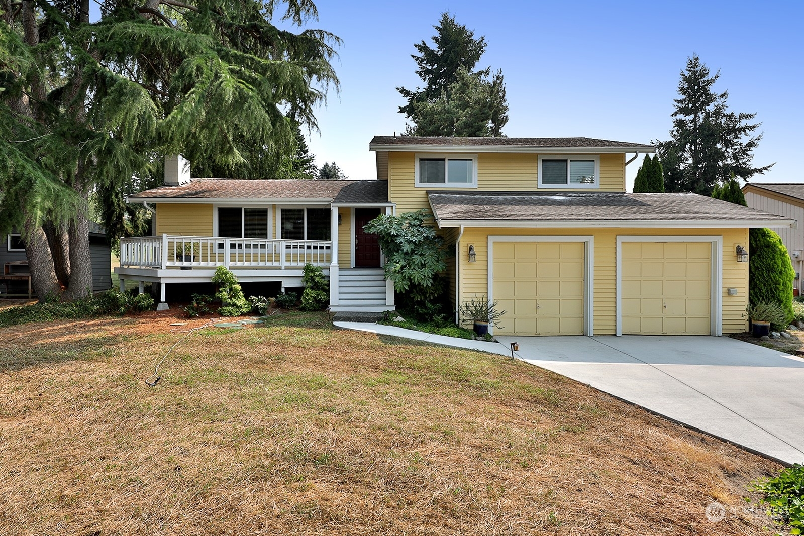 Property Photo:  2460 Discovery Place  WA 98260 