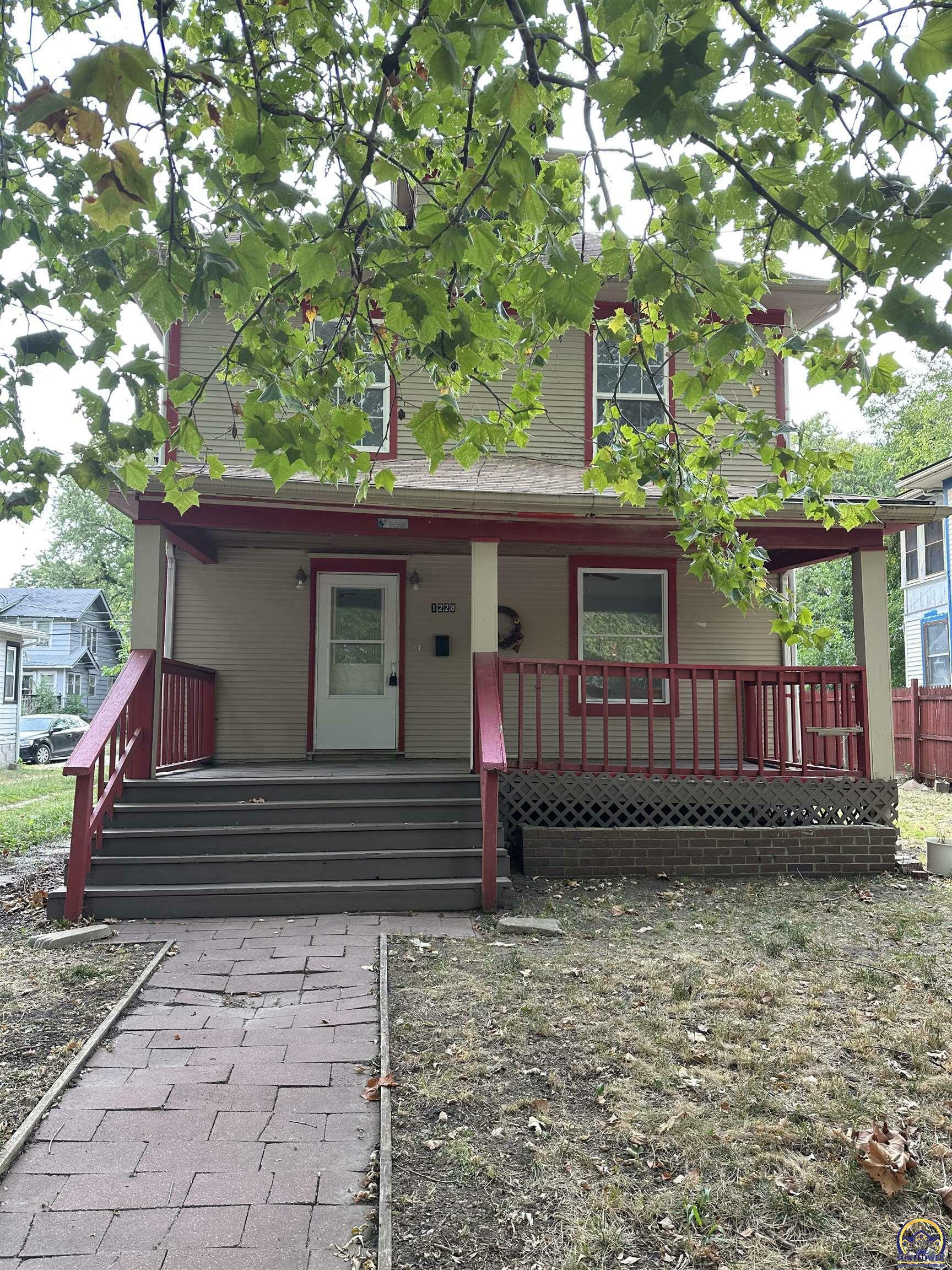 Property Photo:  1228 SW Garfield Ave  KS 66604 