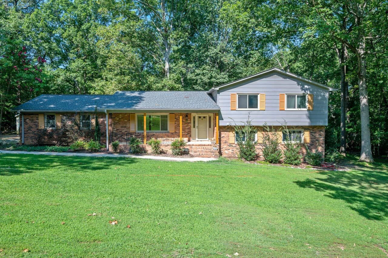 Property Photo: 5419 Ventura Drive NC 27712