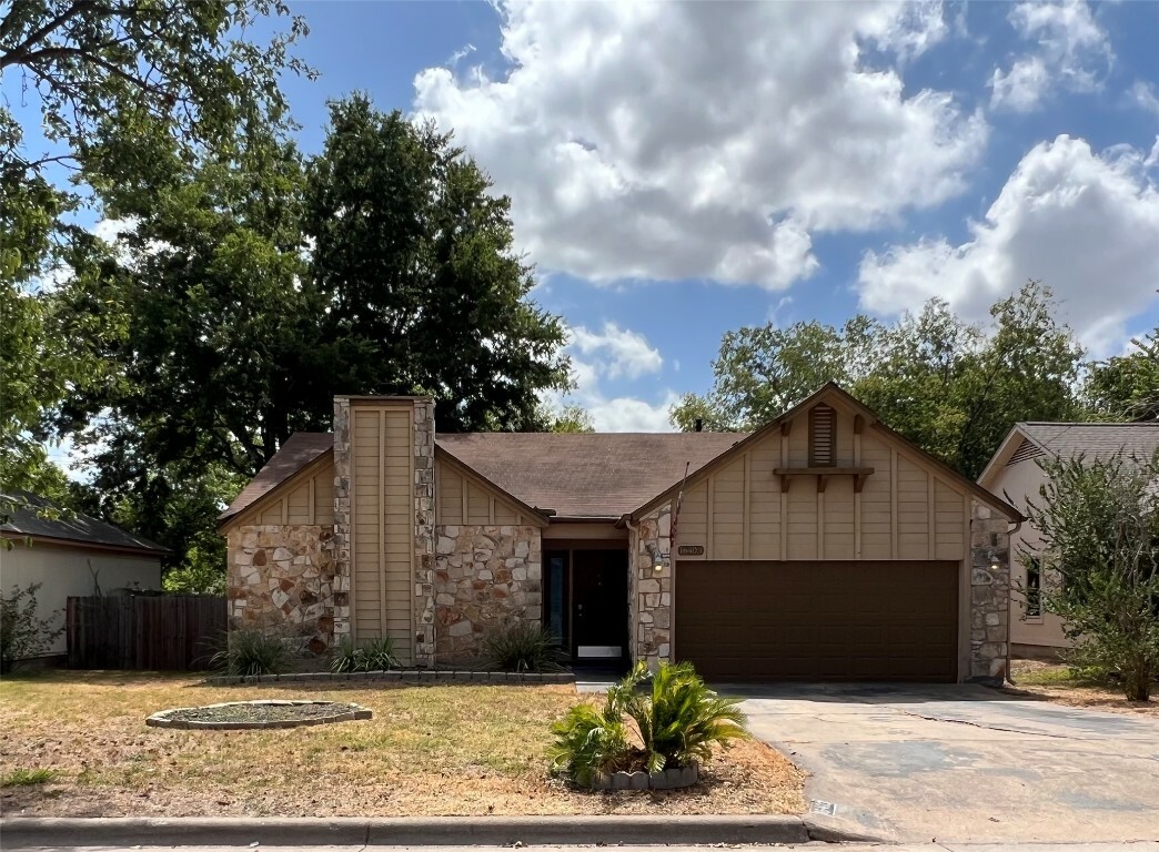 Property Photo: 16403 Malden Drive TX 78660