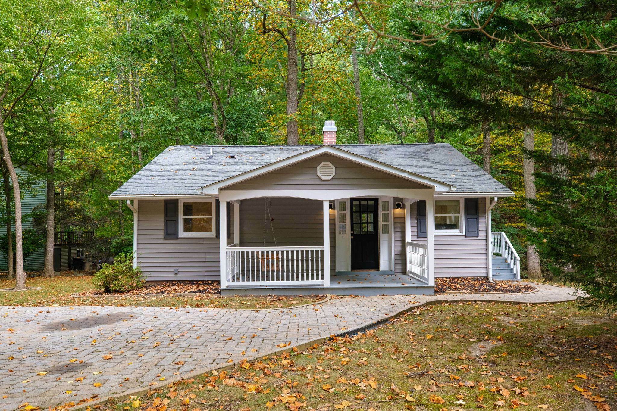 Property Photo: 2521 Hawksbill Rd VA 22840