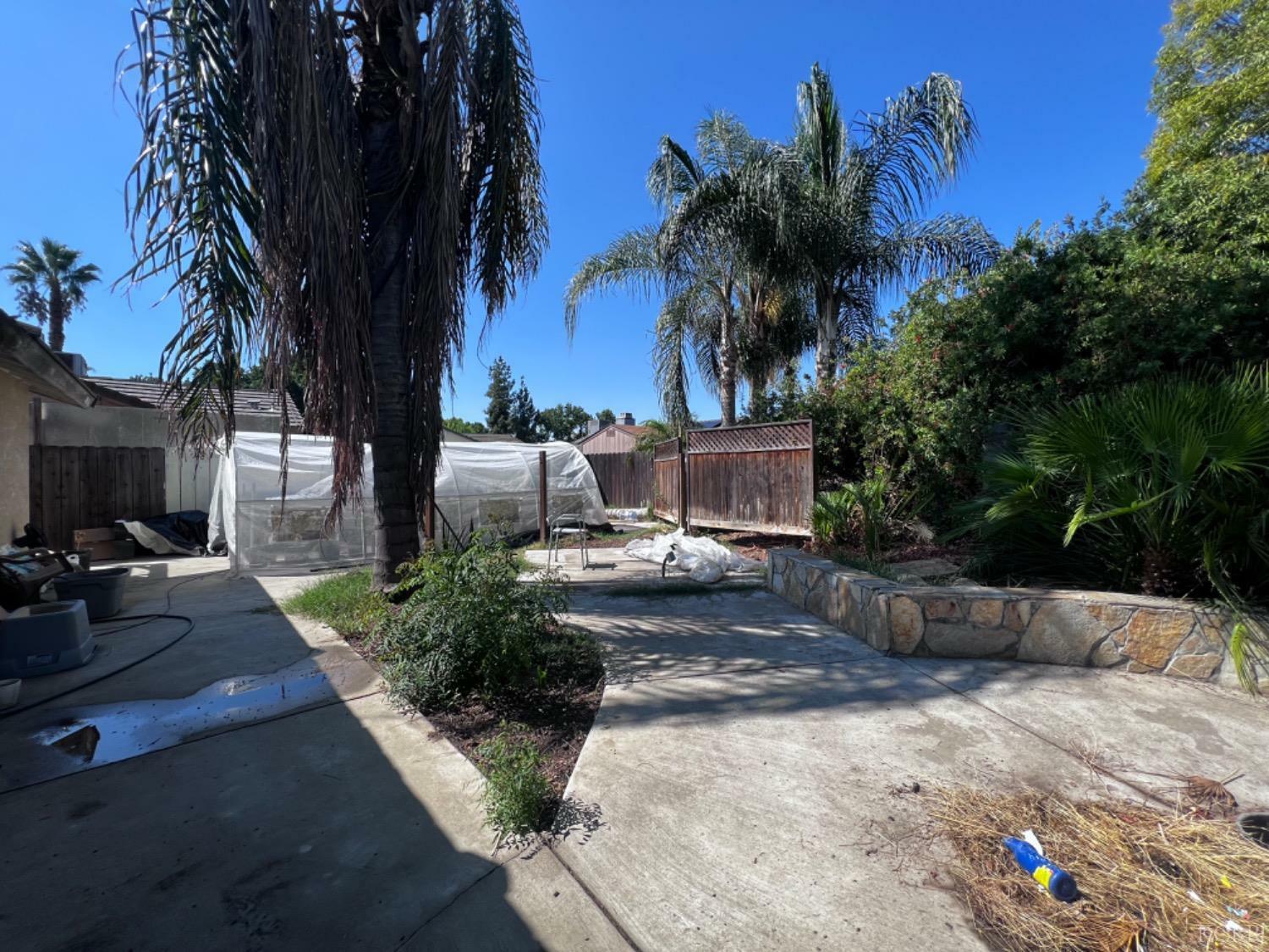 Property Photo:  797 Heath Court  CA 93245 