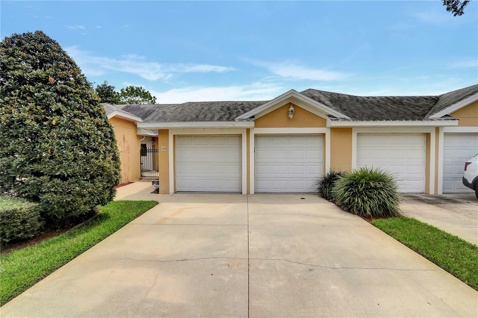 Property Photo: 104 Silver Sea Road FL 32708