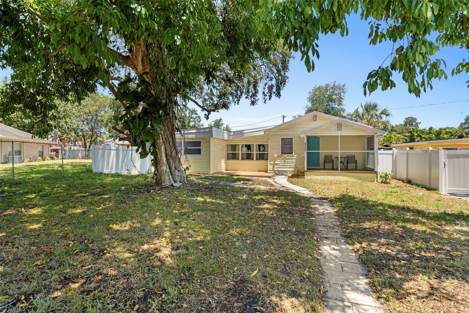 Property Photo:  1055 19th Avenue S  FL 33705 