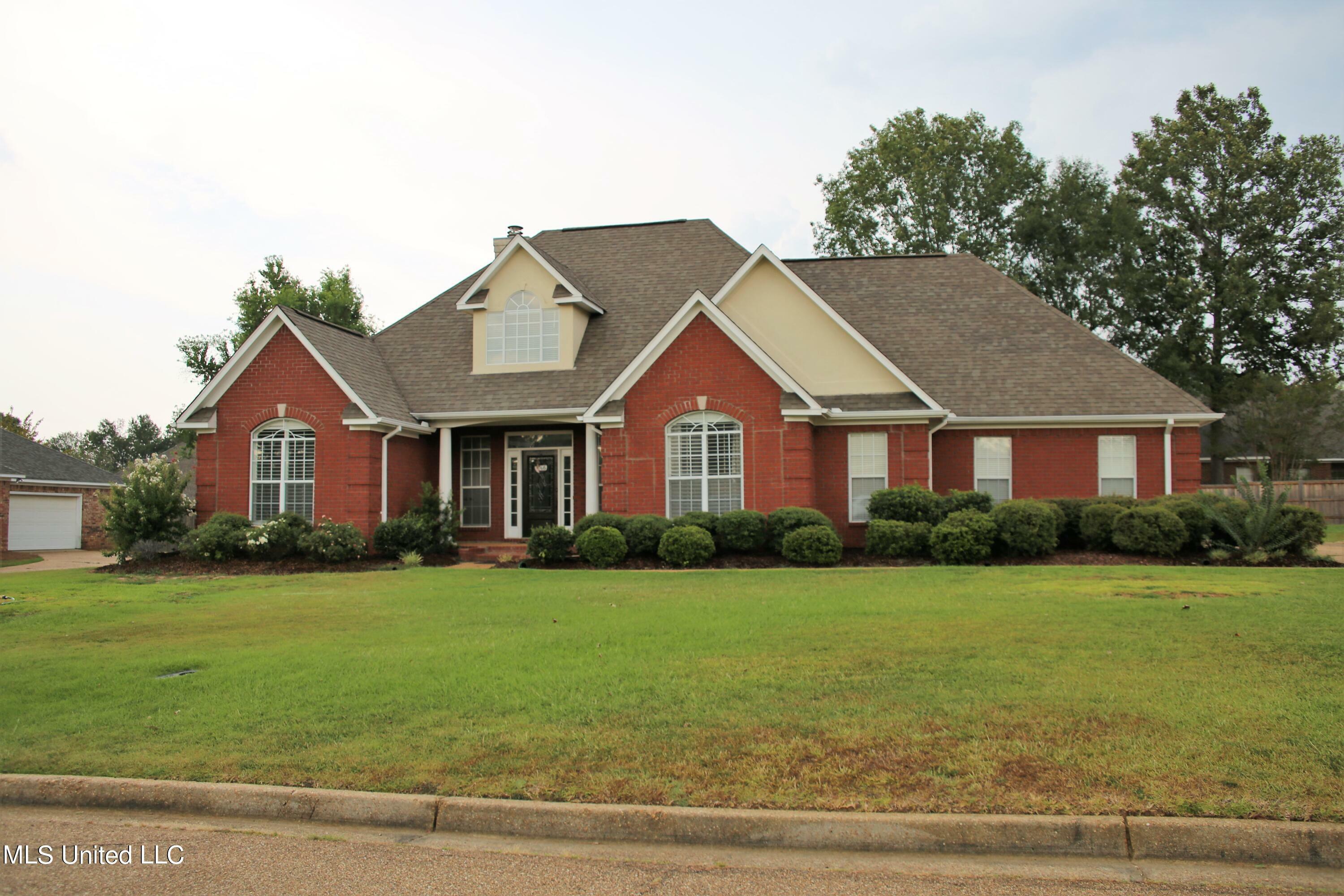Property Photo: 107 Linwood Drive MS 39042