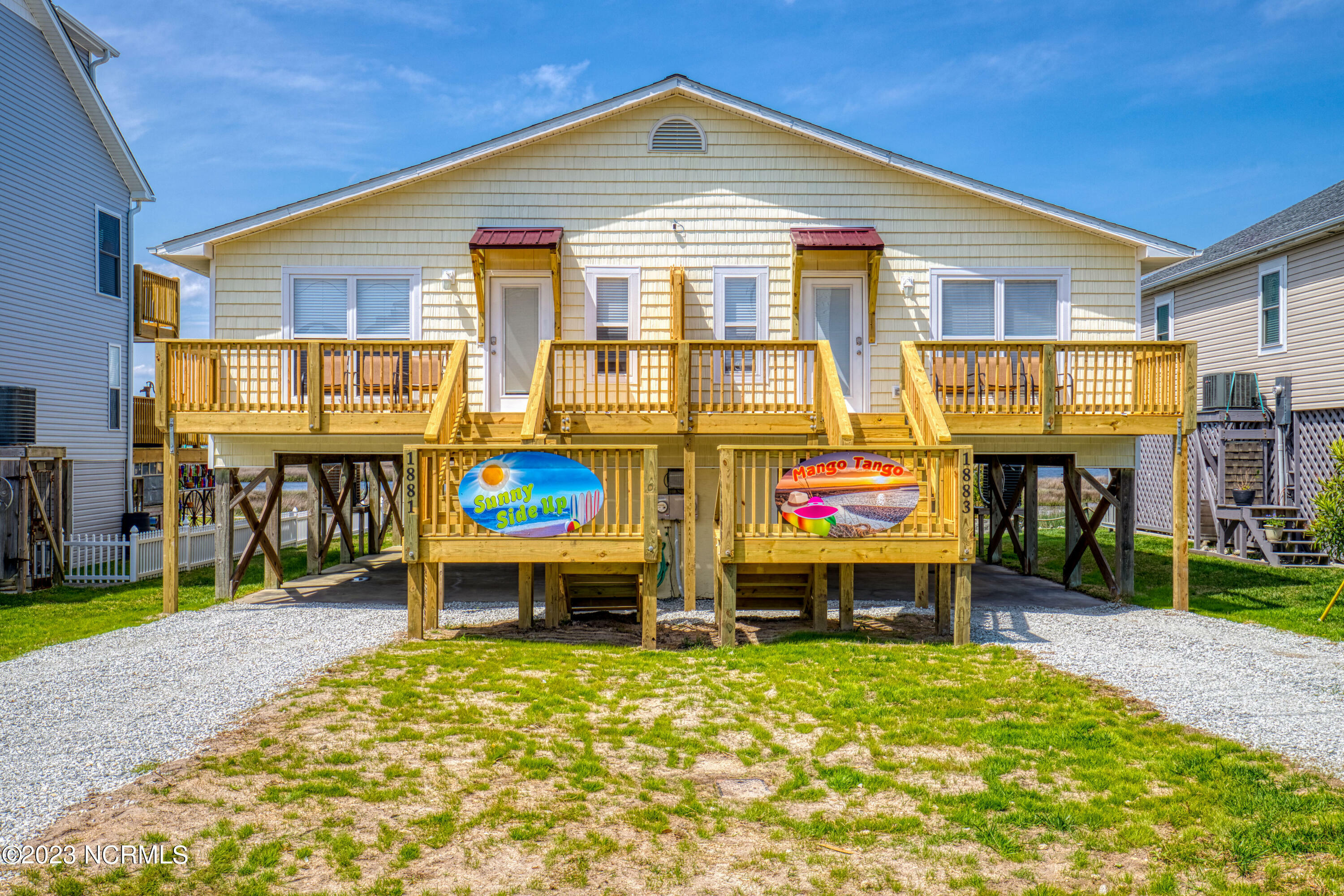 Property Photo:  1881 New River Inlet Road  NC 28460 