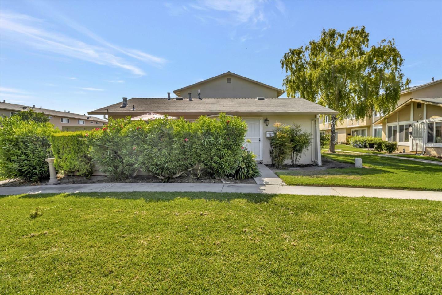 Property Photo:  401 Don Carlos Court  CA 95123 