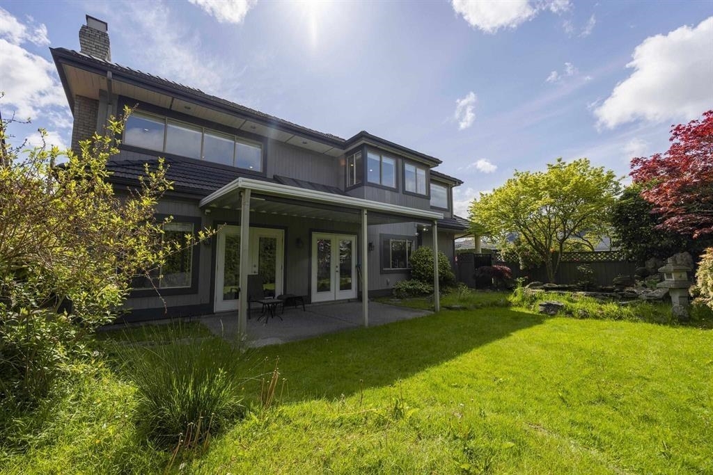 Property Photo: 7975 Sunnymede Gate BC V6Y1H6