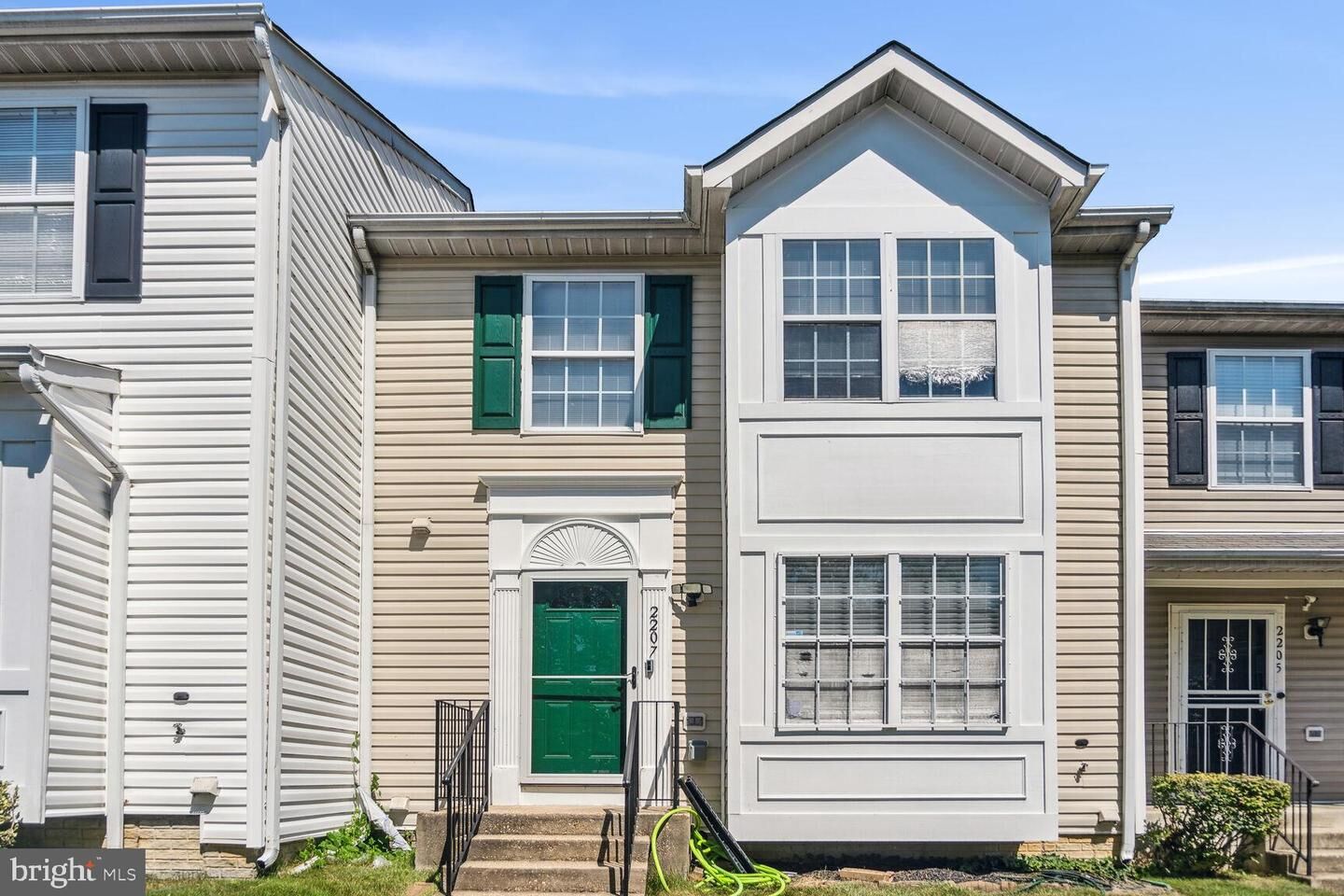 Property Photo:  2207 Seton Way  MD 20747 