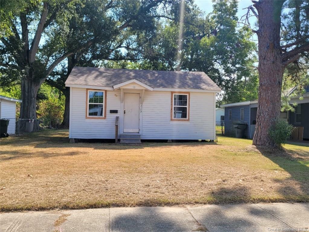 Property Photo:  3109 Warren Avenue  LA 70601 