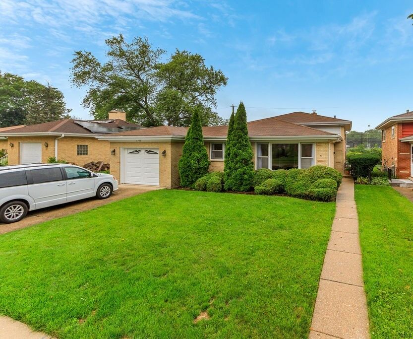 Property Photo: 8900 Moody Avenue IL 60053