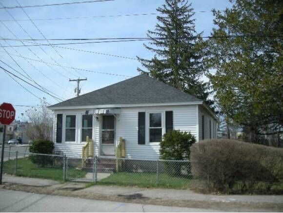 Property Photo: 765 Mast Road NH 03102