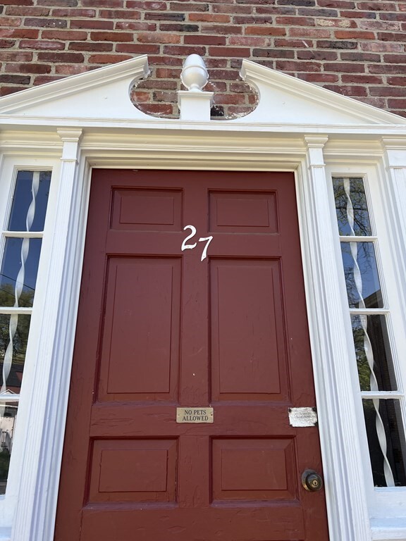 Property Photo: 27 Beulah St 2 MA 01701