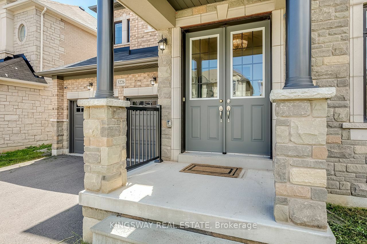 Property Photo:  3226 William Rose Way  ON L6H0T3 